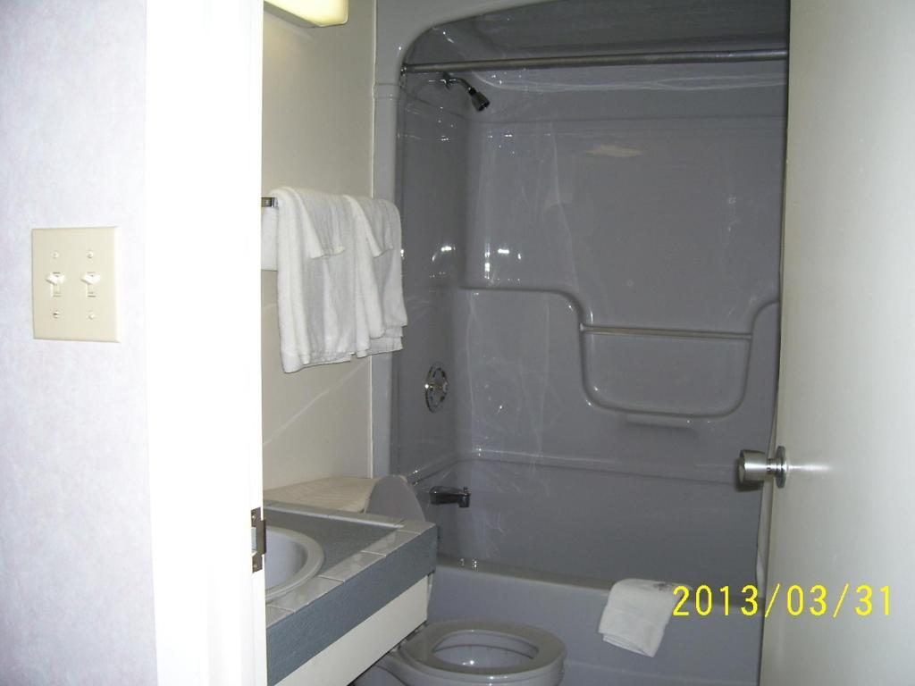 Crystal Inn Niagara Falls Room photo